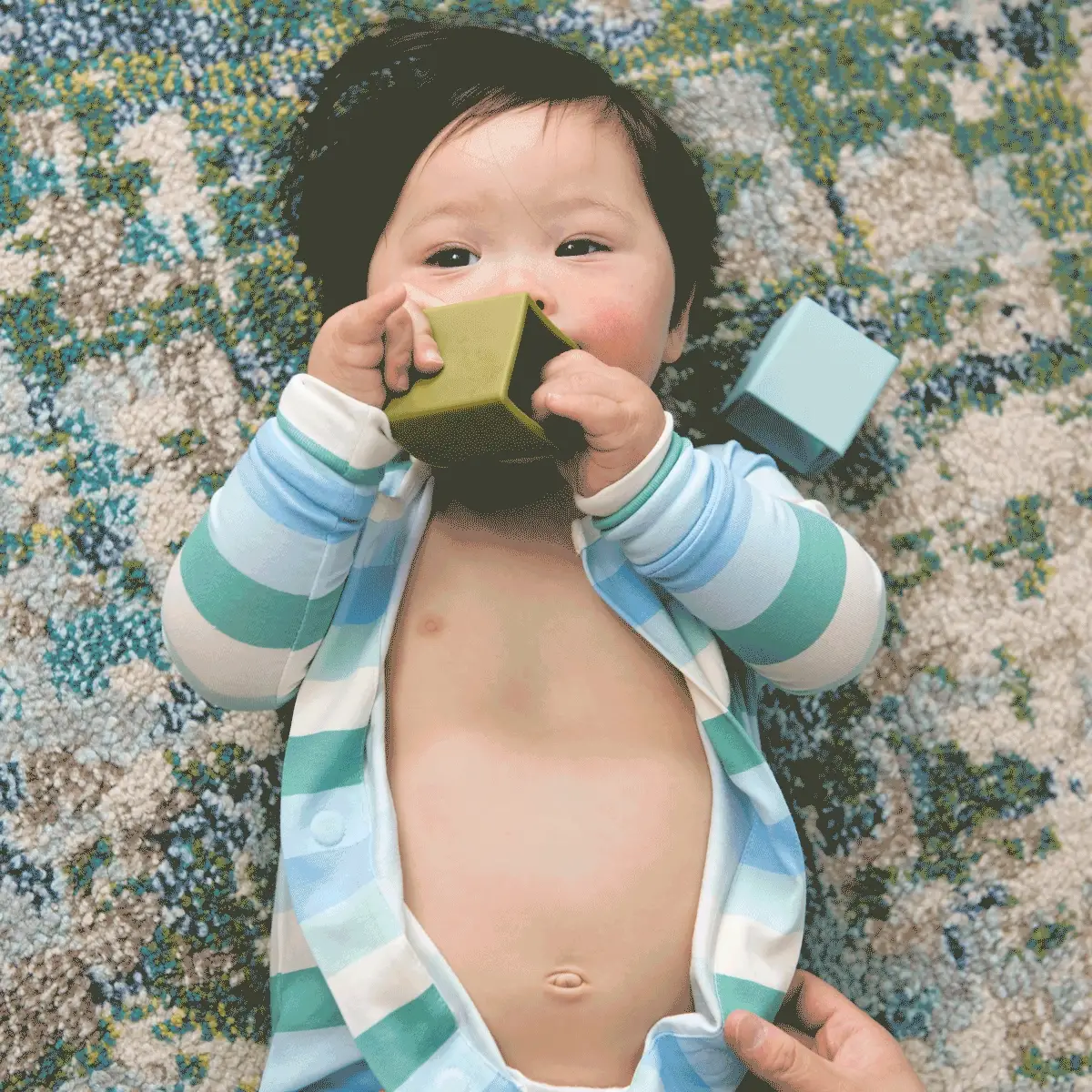 blue stripe cloudstretch™ magnetic parent favorite footie - re-loved - Image 4
