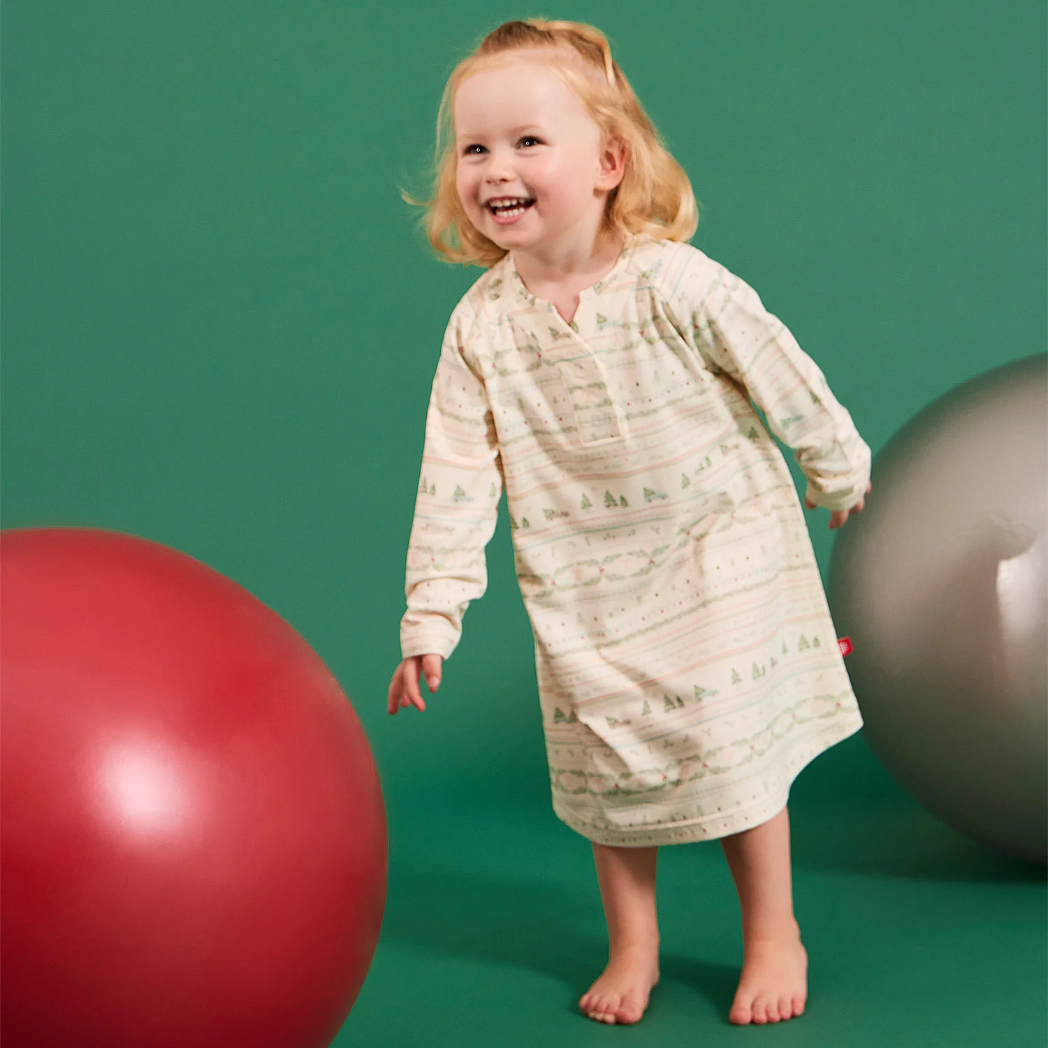 Magnetic Nightgown - Image 2