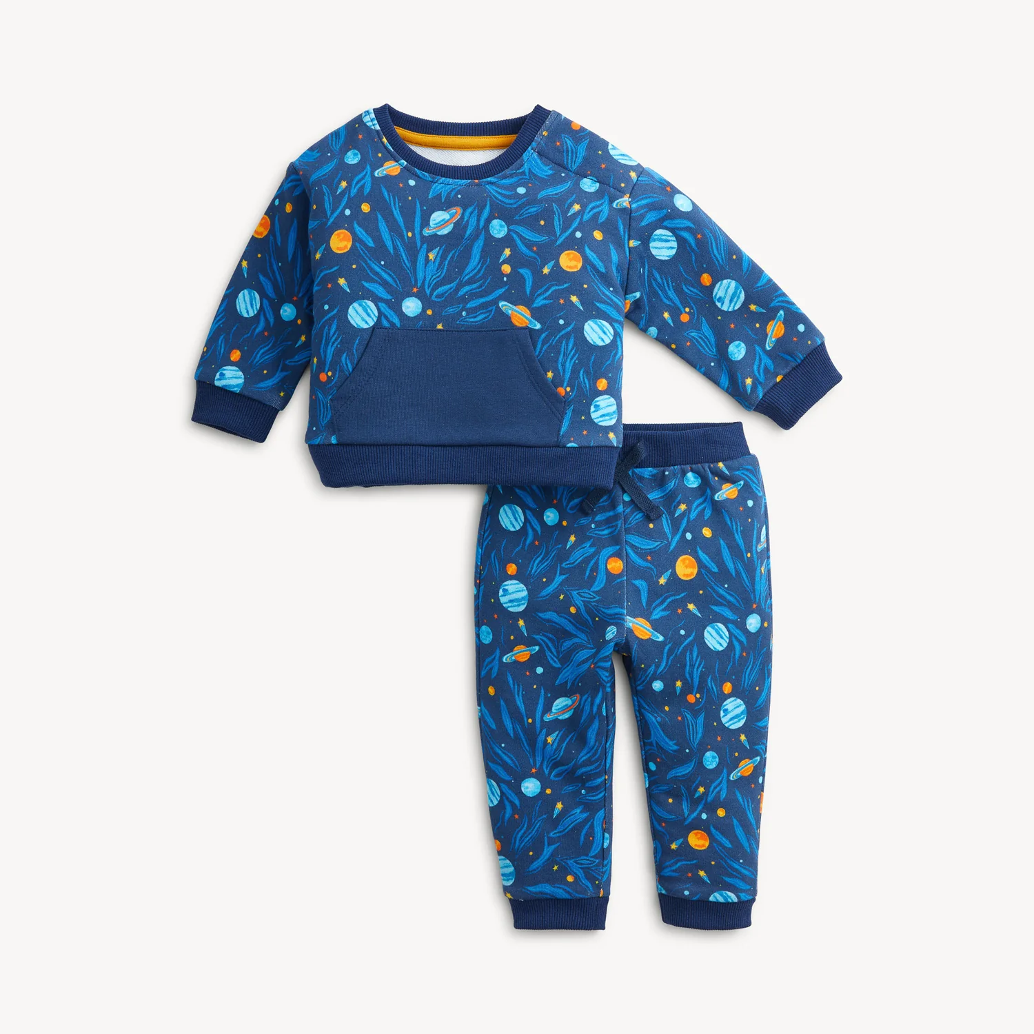 Magnetic Sweatsuit With Back Pocket